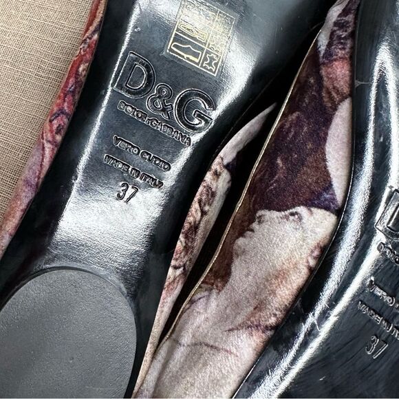 D & G Baroque Bejeweled Flats - Picture 3 of 13